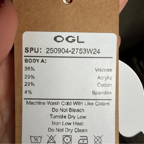 OGL Deep Olive Long Sleeve Ruched Hem Top Size L - Picture 7 of 9